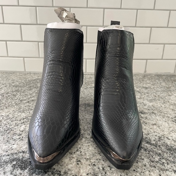 NWT Seven7 Madison Python Pointed Booties - 6 - Picture 9 of 16